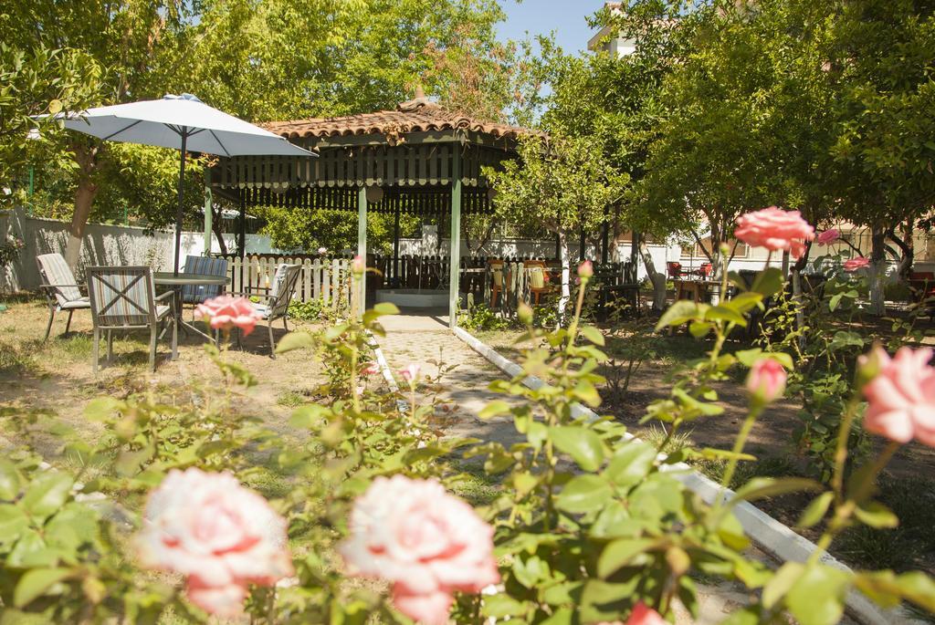 Ales Park Hotel Antalya Bagian luar foto